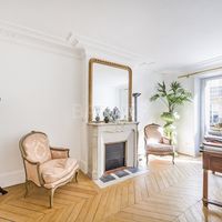 Flat in France, Paris, 170 sq.m.