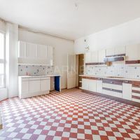 Flat in France, Paris, 286 sq.m.