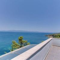Вилла на первой линии моря/озера в Греции, Центральная Македония, 250 кв.м.