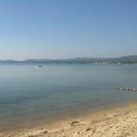 Вилла на первой линии моря/озера в Греции, Центральная Македония, 200 кв.м.