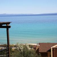 Таунхаус на первой линии моря/озера в Греции, Центральная Македония, 115 кв.м.