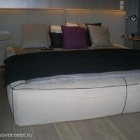 Villa at the second line of the sea / lake, in the city center in Greece, Central Macedonia