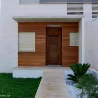 Apartment at the first line of the sea / lake in Spain, Balearic Islands, Palma, 135 sq.m.