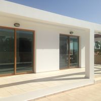 Bungalow at the seaside in Republic of Cyprus, Eparchia Pafou, 450 sq.m.