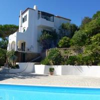 House at the first line of the sea / lake, in the suburbs in Italy, Trevi nel Lazio, 400 sq.m.