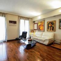 Apartment in the city center in Spain, Catalunya, La Bonanova, 99 sq.m.