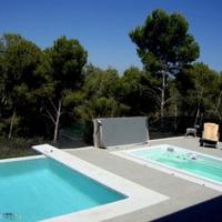 Villa at the second line of the sea / lake in Spain, Catalunya, Barcelona, 485 sq.m.
