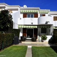 Townhouse in the city center, at the first line of the sea / lake in Spain, Comunitat Valenciana, Alicante, 100 sq.m.
