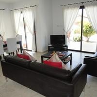 Villa at the second line of the sea / lake in Republic of Cyprus, Eparchia Pafou, 145 sq.m.