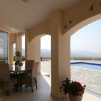 Villa in the suburbs in Republic of Cyprus, Eparchia Pafou, 354 sq.m.
