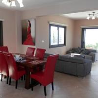 Вилла в пригороде на Кипре, Пафос, 220 кв.м.