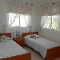 Villa at the second line of the sea / lake in Republic of Cyprus, Eparchia Pafou, 125 sq.m.