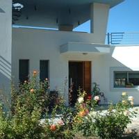 Villa in the suburbs in Republic of Cyprus, Eparchia Pafou, 340 sq.m.