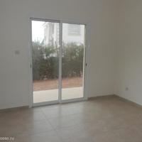 Вилла в центре города, на первой линии моря/озера, в пригороде на Кипре, Пафос, 212 кв.м.