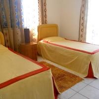 Вилла на первой линии моря/озера, в пригороде на Кипре, Пафос, 150 кв.м.