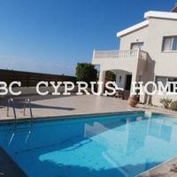 Вилла в пригороде на Кипре, Пафос, 150 кв.м.