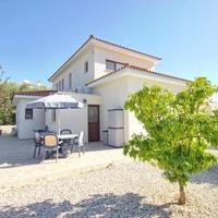 Villa in the suburbs in Republic of Cyprus, Eparchia Pafou, 185 sq.m.