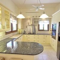 Villa in the suburbs in Republic of Cyprus, Eparchia Pafou, 185 sq.m.