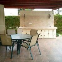 House at the first line of the sea / lake, in the suburbs in Republic of Cyprus, Eparchia Pafou, 200 sq.m.