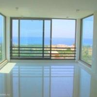 Villa at the first line of the sea / lake, in the suburbs in Republic of Cyprus, Eparchia Pafou, 490 sq.m.