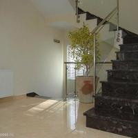 Дом на второй линии моря/озера, в пригороде на Кипре, Пафос, 467 кв.м.