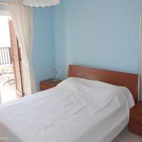 Вилла в центре города, на первой линии моря/озера, в пригороде на Кипре, Пафос, 385 кв.м.