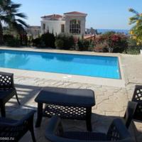 Вилла в центре города, на первой линии моря/озера на Кипре, Пафос, 165 кв.м.