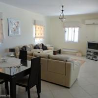 House in the suburbs in Republic of Cyprus, Eparchia Pafou, Paphos, 170 sq.m.