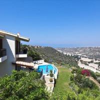 Villa at the second line of the sea / lake in Republic of Cyprus, Eparchia Pafou, 228 sq.m.
