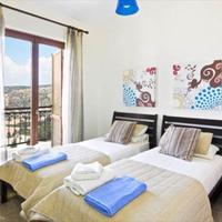 Villa at the second line of the sea / lake in Republic of Cyprus, Eparchia Pafou, 228 sq.m.