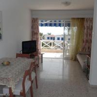 Таунхаус в центре города, на первой линии моря/озера, в пригороде на Кипре, Пафос, 110 кв.м.