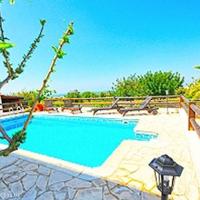 Villa in the suburbs in Republic of Cyprus, Eparchia Pafou, 140 sq.m.