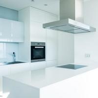 Квартира на второй линии моря/озера, в центре города в Черногории, Будва, 81 кв.м.