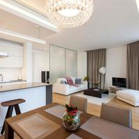 Flat at the first line of the sea / lake in Montenegro, Budva, 133 sq.m.