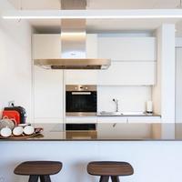 Flat at the first line of the sea / lake in Montenegro, Budva, 133 sq.m.