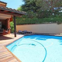 Townhouse in the city center, in the suburbs in Spain, Catalunya, Begur, 265 sq.m.