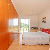 Шале в пригороде в Испании, Каталония, Багур, 340 кв.м.