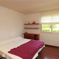 Villa in the city center, in the suburbs in Spain, Catalunya, Girona, 550 sq.m.