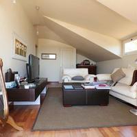 Шале в центре города, в пригороде в Испании, Каталония, Багур, 320 кв.м.