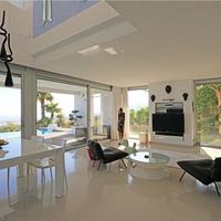 Villa in the city center, in the suburbs in Spain, Catalunya, Begur, 295 sq.m.