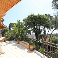 Villa in the city center, in the suburbs in Spain, Catalunya, Begur, 324 sq.m.