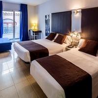 Hotel in the city center, at the first line of the sea / lake in Spain, Catalunya, Girona, 1786 sq.m.