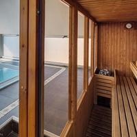 Hotel in the city center, at the first line of the sea / lake in Spain, Catalunya, Girona, 1786 sq.m.