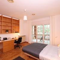 Townhouse in the city center in Spain, Catalunya, Begur, 600 sq.m.