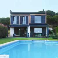 Вилла в пригороде в Испании, Каталония, Багур, 230 кв.м.