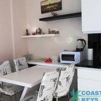 Apartment at the first line of the sea / lake, in the suburbs in Turkey, 76 sq.m.