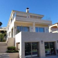 Villa in Spain, Catalunya, Girona, 550 sq.m.