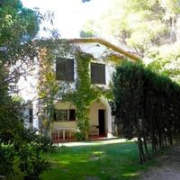 Villa at the first line of the sea / lake in Spain, Catalunya, Girona, 770 sq.m.