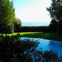 Villa at the first line of the sea / lake in Spain, Catalunya, Girona, 770 sq.m.