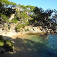 Villa at the first line of the sea / lake in Spain, Catalunya, Girona, 770 sq.m.